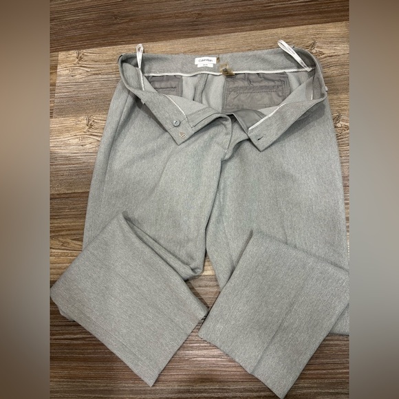 Calvin Klein Light Grey Pant Suit Size 12 - Picture 16 of 16